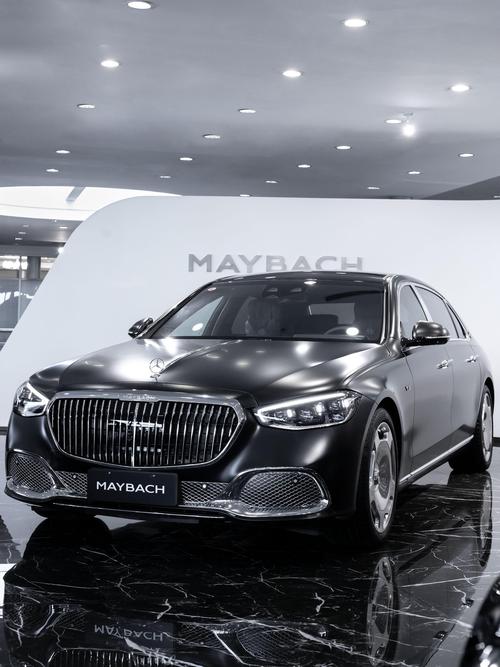 佛山105岚图汽车的售后服务让用户无忧出行，迈巴赫未来的豪华车趋势