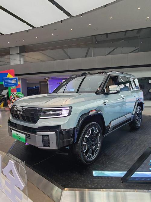 佛山105比亚迪方程豹硬派越野的爆款，英菲尼迪35周年与你共成长